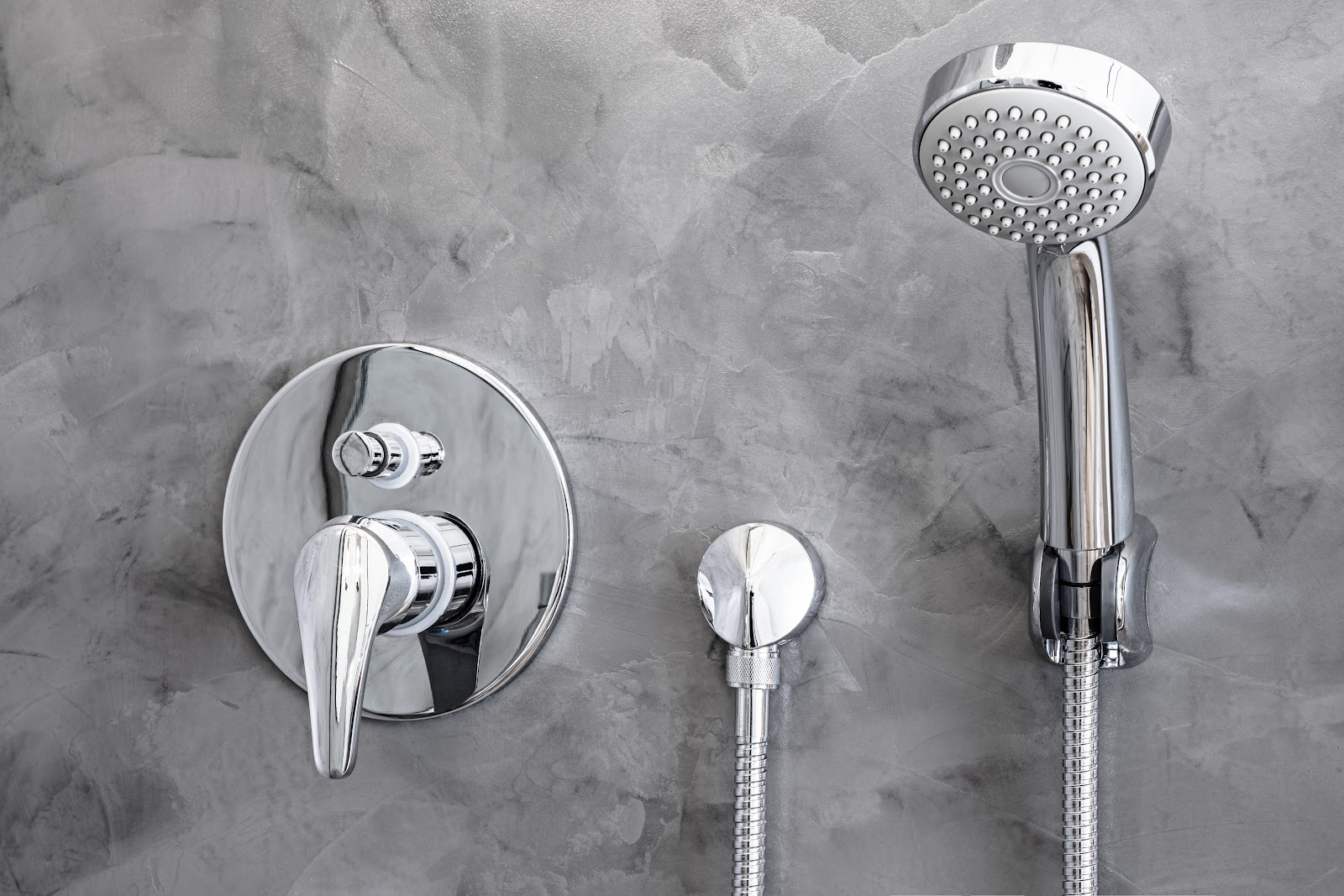 Torneiras, Duchas e Acessórios Hidráulicos: Renovando Seus Espaços com Estilo!